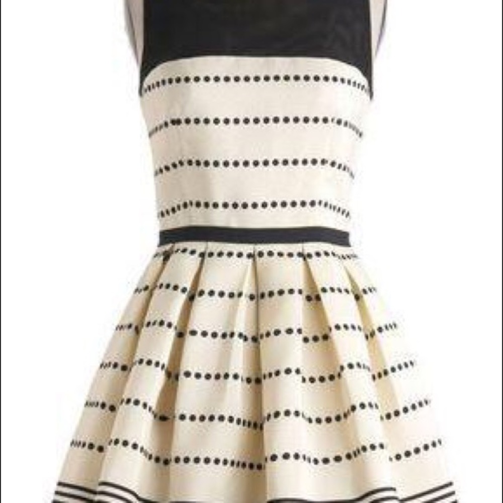 classy party dress - Picture 4 of 5